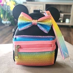 🎉Minnie Mouse Loungefly Wristlet🎉